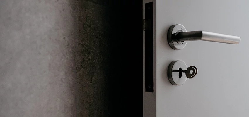 Front Door Handle Repair And Installation in North Tustin, CA